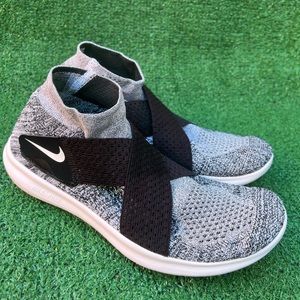 Nike Women's Free RN Motion Flyknit Gray Black Running Sneakers Size 7.5